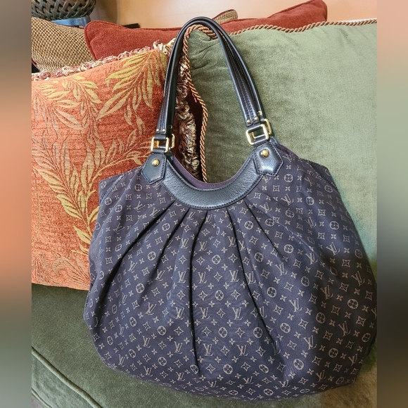 Louis Vuitton Handbags - Louis Vuitton Chocolate Monogram Idylle Fantaisie Handbag